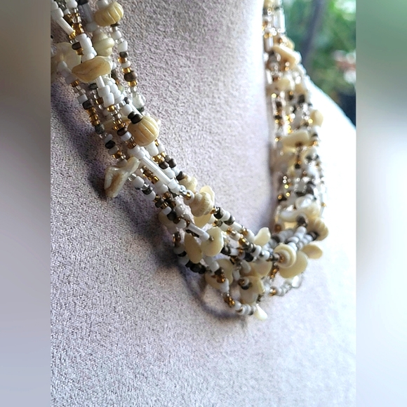 Shell choker - Picture 3 of 3